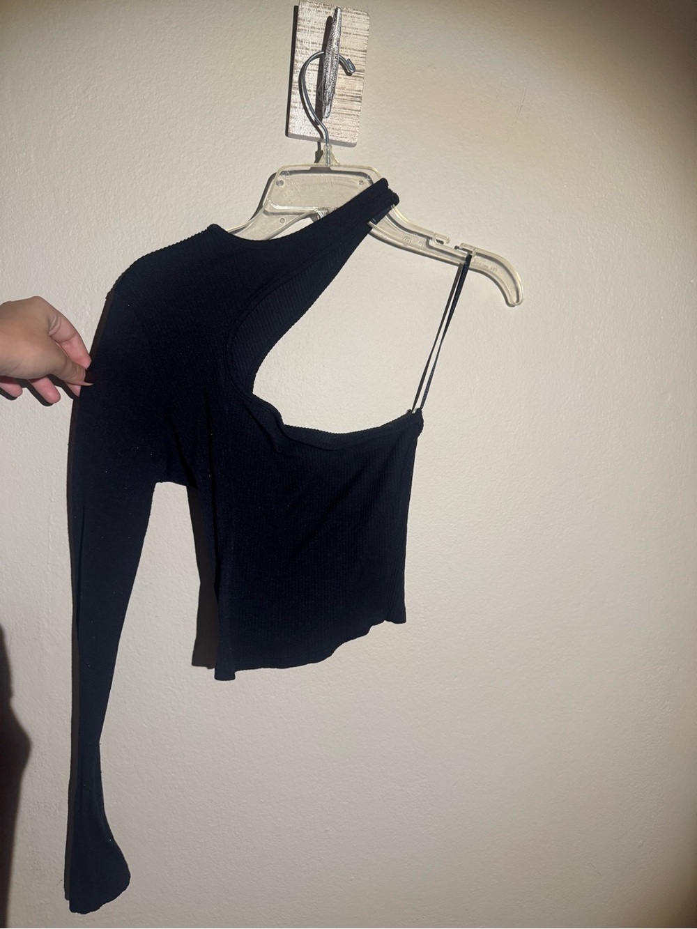 Bershka Black One-Shoulder Asymmetric Crop Top